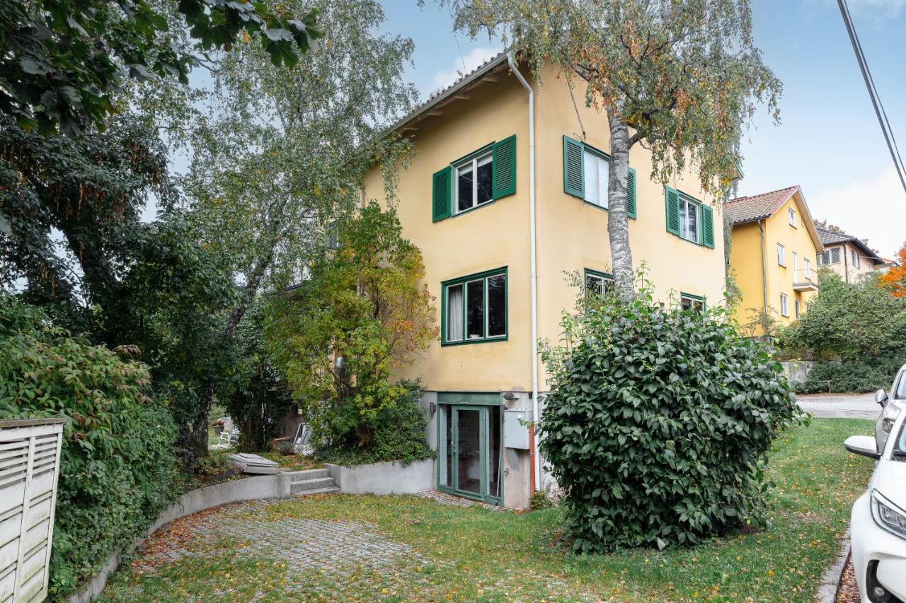 Fantastic 4 Bedroom Home In Bromma With Everything Sztokholm Zewnętrze zdjęcie