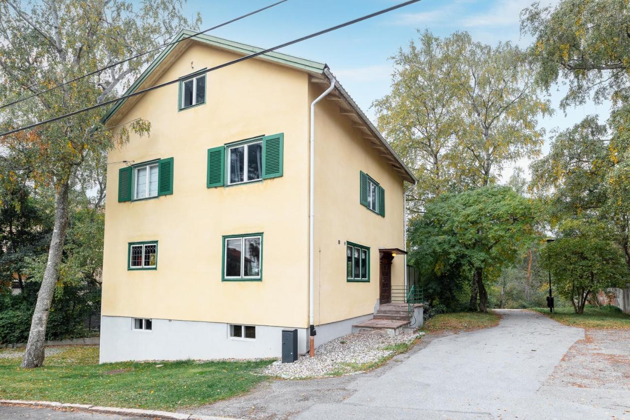 Fantastic 4 Bedroom Home In Bromma With Everything Sztokholm Zewnętrze zdjęcie